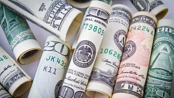 Доллар рекордно подорожал — почему?