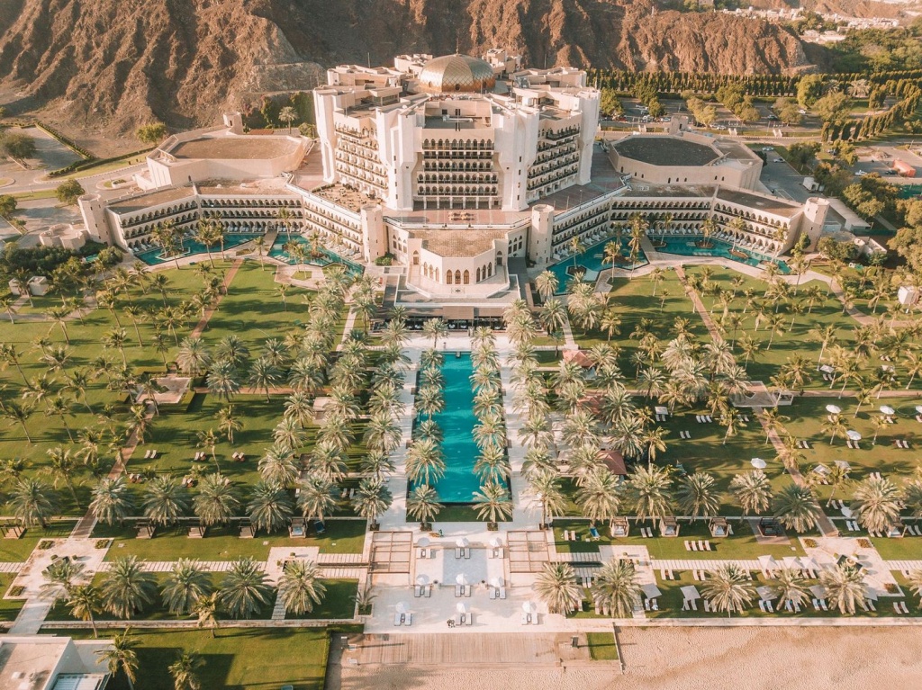 Ze_hotel (1).jpg Ze_hotel (1).jpg