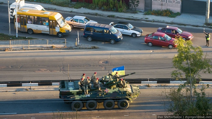 День защитника 2018: масштабный парад военной техники (ФОТОРЕПОРТАЖ)