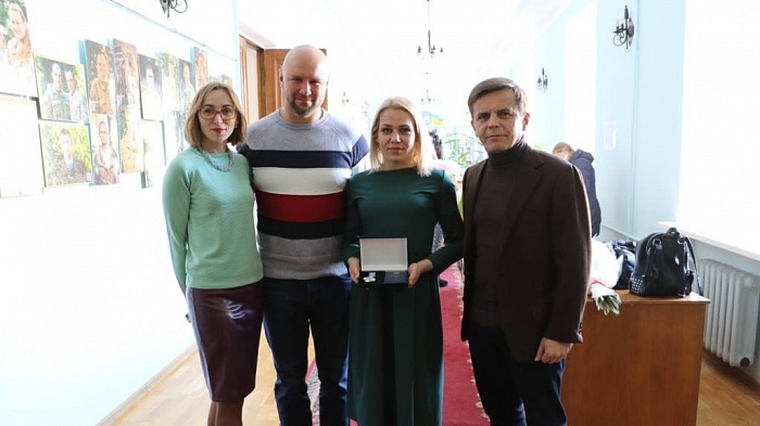 Дарья Самчик получила награду «За заслуги перед городом» III степени: ФОТО