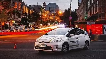 В Житомире полиция устроила облаву на «бар-стойку за ДП» — составлено 33 административных протокола (ФОТО)