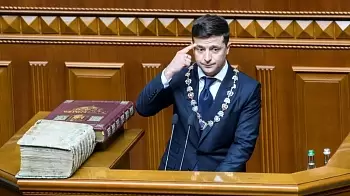 «Спасибо, что пробиваете дно!» — Зеленский поблагодарил депутатов за «плодотворную работу» (ВИДЕО)