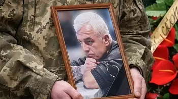 Житомир проводил в последний путь Ветерана АТО, разведчика и волонтёра Олега Котенко (ФОТО / ВИДЕО)