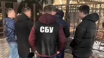 Задержан на взятке руководитель секретно-режимного подразделения Богунского районного суда: ФОТО