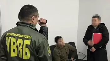 Россиянин, пытаясь проникнуть на территорию Украины, предлагал пограничникам взятку 200$: ФОТО
