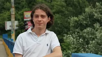 «Прыгнул не раздумывая» — в Житомире 15-летний герой спас двух малышей из реки (ФОТО / ВИДЕО)