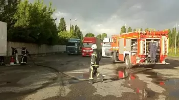 На трассе Киев – Житомир загорелась автомобильная заправка (ФОТО)