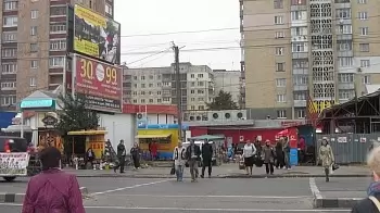 Мужчина вырвал смартфон из рук ребёнка - и был тут же задержан: ФОТОРЕПОРТАЖ