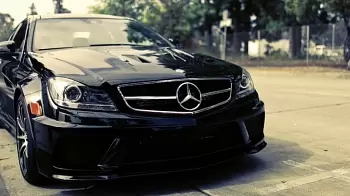 В Киеве похитили 4-летнего мальчика: полиция ищет черный Mercedes (ОБНОВЛЕНО)