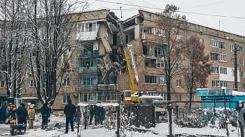 Масштабный ВЗРЫВ в Фастове: завалы разобраны, обнаружено двое погибших (ФОТО, ВИДЕО) (ОБНОВЛЕНО)