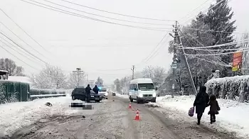 Радомышль: Volkswagen Golf сбил пешехода (ФОТО)