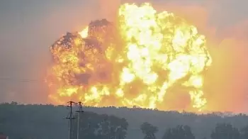 Взрывы на складах боеприпасов в Ичне (ВИДЕО)