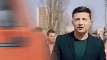 "Прямая угроза одному из кандидатов": из-за видео, где грузовик сбивает Зеленского, команда Зе! обратилась в полицию (ВИДЕО)