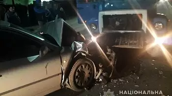 В Малине столкнулись грузовик и легковушка: водитель одного из автомобилей находился в состоянии алкогольного опьянения (ФОТО)