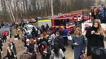 В Житомирской области «заминировали» поезд «Киев – Львов» — эвакуировали 500 пассажиров, взрывчатку не нашли (ФОТО)