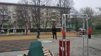 В Житомире украли мягкое покрытие со спортплощадки для инвалидов (ФОТО)