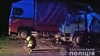 Авария: столкновение фур в Коростенском районе: ФОТО