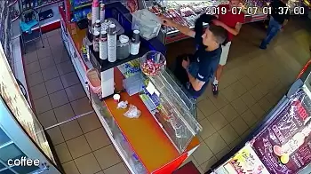 В Житомире двое неизвестных похитили ящик с пожертвованиями на лечение больного ребёнка (ФОТО)