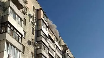Пожар в девятиэтажке на Домбровского в Житомире тушили 12 спасателей (ФОТО)