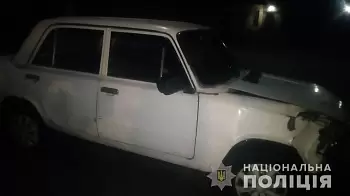 Подростки задержали угонщика авто: ФОТО (ОБНОВЛЕНО)