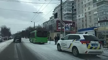 В Житомире коммунальный автобус МАЗ сбил пешехода на Крошне (ФОТО)