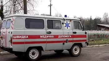 «Умер в 100 метрах от больницы», — в Житомире пациент умер в машине Скорой помощи (ВИДЕО)