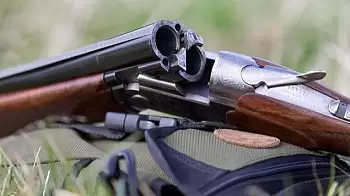 Несчастный случай на охоте: один охотник выстрелил в другого