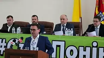 Конфликт в Житомирской «Батьківщине» — Кропивницкий обвинил Лабунскую в незаконной прослушке и покинул фракцию (ФОТО)