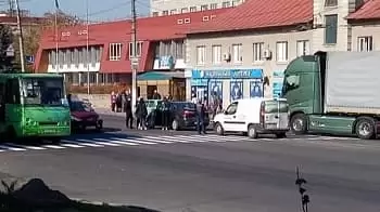 Первая авария на свежеотремонтированном пешеходном переходе: БЕЗ ЖЕРТВ