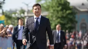 «Украинцы за Зеленского!» — на сайте Президента зарегистрировано 16 петиций об отмене петиции «Про отставку Зе»